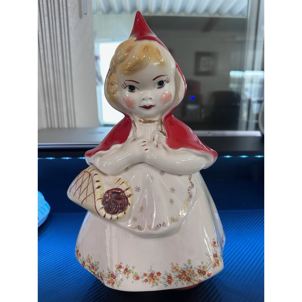 Little Red Riding Hood Cookie Jar with Lid - Vintage 1940's Hull #967